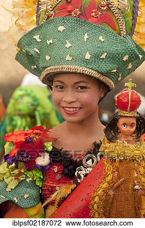 Stock Image - Dancer at the Pasinaya 2012 Folk Festival at the Cultural Centre of the Philippines, Manila, Philippines, Asia. Fotosearch