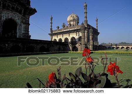 Stock Image - Ibrahim Rauza, tomb of Ibrahim Adil Shah II, Bijapur, Karnataka, South India, India, Asia. Fotosearch