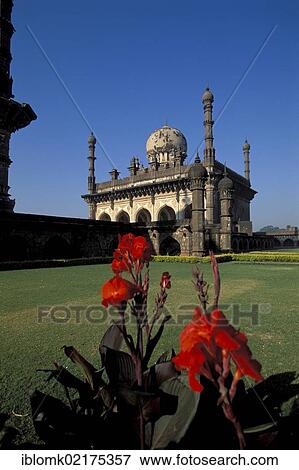 Ibrahim Rauza, tomb of Ibrahim Adil Shah II, Bijapur, Karnataka, South India, India, Asia View Large Photo Image Stock Photo - Ibrahim Rauza, tomb of Ibrahim Adil Shah II, Bijapur, Karnataka, South India, India, Asia. Fotosearch
