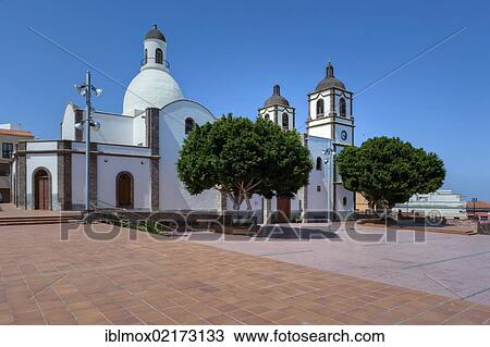 Iglesia de la Candelaria, Ingenio, Gran Canaria, Canary Islands, Spain, Europe View Large Photo Image Stock Image - Iglesia de la Candelaria, Ingenio, Gran Canaria, Canary Islands, Spain, Europe. Fotosearch