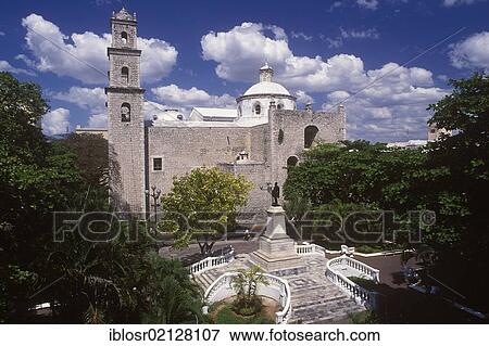 Iglesia del Jesús, Jesus Church, Plaza Hidalgo, Merida, Yucatan, Mexico, North America View Large Photo Image Stock Photo - Iglesia del Jesús, Jesus Church, Plaza Hidalgo, Merida, Yucatan, Mexico, North America. Fotosearch
