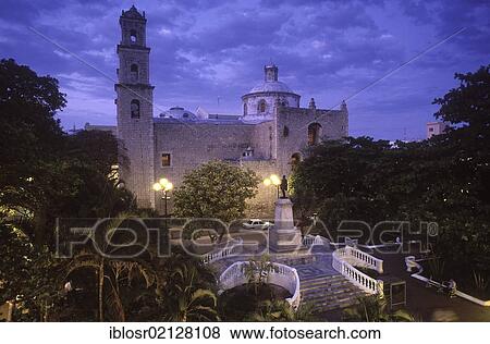 Iglesia del Jesús, Jesus Church, Plaza Hidalgo, Merida, Yucatan, Mexico, North America View Large Photo Image Stock Photo - Iglesia del Jesús, Jesus Church, Plaza Hidalgo, Merida, Yucatan, Mexico, North America. Fotosearch