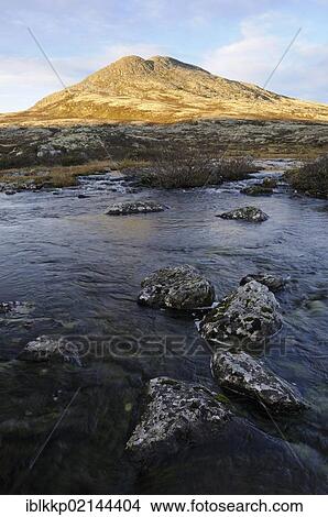 Landscape at lake Movatnet in autumn, Ringebufjellet, Norway, Europe View Large Photo Image Picture - Landscape at lake Movatnet in autumn, Ringebufjellet, Norway, Europe. Fotosearch