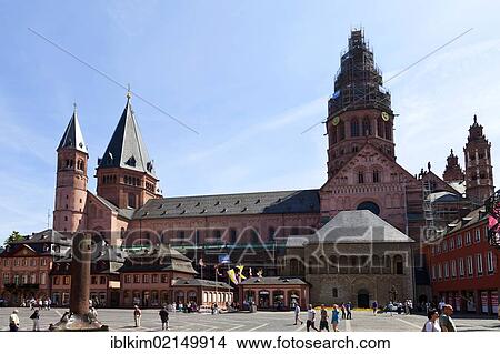 Picture - Mainz Cathedral with Marktplatz square and the Heunen Column, Mainz, Rhineland-Palatinate, Germany, Europe. Fotosearch