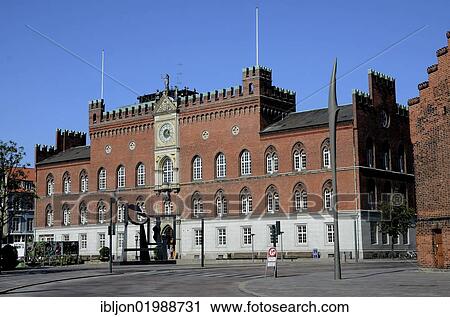 Odense Ayuntamiento Odense Dinamarca Europa Coleccion De Imagen Ibljon Fotosearch