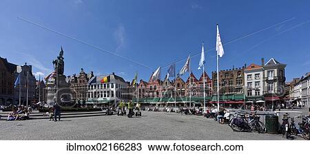 Stock Image - Provinciaal Hof, Provincial Court, Grote Markt square, historic centre of Bruges, UNESCO World Heritage Site, West Flanders, Flemish Region, Belgium, Europe. Fotosearch