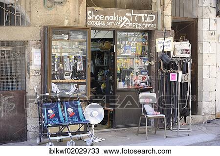 Stock Image - Small traditional shop in the district of Me'a She'arim or Mea Shearim, Jerusalem, Israel, Middle East, Asia. Fotosearch