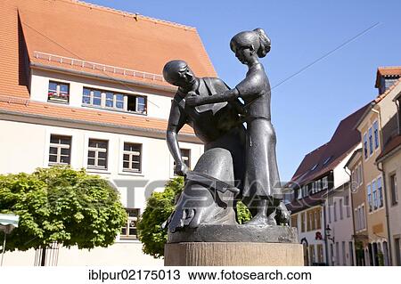 Stock Image - Tanner's Fountain in Untermarkt square, Freiberg, Erzgebirge, Ore Mountains, Saxony, Germany, Europe. Fotosearch