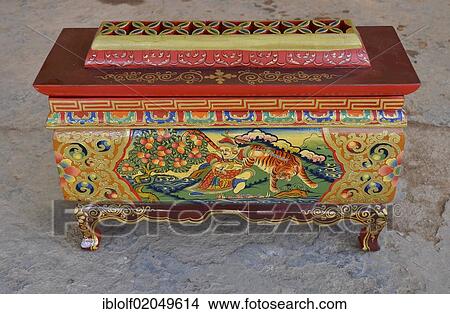 Picture - Tibetan handicrafts, precious little painted wooden box, lacquer piece, with motifs from Tibetan history, mythology, for burning Tibetan incense sticks, Tibet, China, Asia. Fotosearch