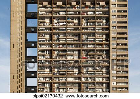 Stock Image - Trellick Tower, 98m tall 31-storey apartment block designed in Brutalist style by Erno Goldfinger and completed in 1972, North Kensington, London, England, United Kingdom, Europe. Fotosearch