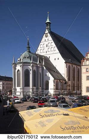 Stock Image - Untermarkt square with St. Mary's Cathedral, Freiberg, Erzgebirge, Ore Mountains, Saxony, Germany, Europe. Fotosearch