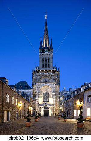 Aachen Cathedral, Imperial Cathedral, UNESCO World Heritage Site, Aachen, North Rhine-Westphalia, Germany, Europe, PublicGround, Europe View Large Photo Image Picture - Aachen Cathedral, Imperial Cathedral, UNESCO World Heritage Site, Aachen, North Rhine-Westphalia, Germany, Europe, PublicGround, Europe. Fotosearch