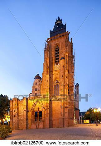 Dom Unserer Lieben Frau, Cathedral of Our Lady, Wetzlar, Hesse, Germany, Europe, PublicGround, Europe View Large Photo Image Stock Image - Dom Unserer Lieben Frau, Cathedral of Our Lady, Wetzlar, Hesse, Germany, Europe, PublicGround, Europe. Fotosearch