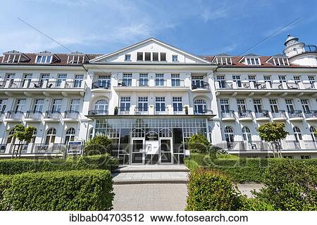 Stock Image - Haus am Park, Apartment House, Hotel, Kühlungsborn, Mecklenburg-Western Pomerania, Germany, Europe. Fotosearch