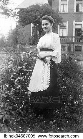 Maid Picking Margaritas in the Garden, 1910s, Germany, Europe View Large Photo Image Stock Photography - Maid Picking Margaritas in the Garden, 1910s, Germany, Europe. Fotosearch
