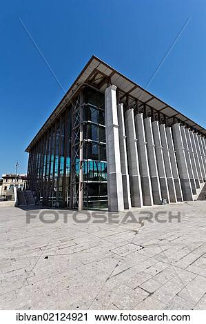 Stock Image - The new expansion of the Gare Saint Charles train station, Marseille or Marseilles, Provence-Alpes-Cote dAzur, France, Europe. Fotosearch