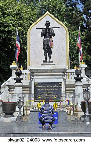Worship, man kneeling in front of a monument of King Rama I, Bangkok, Thailand, Asia, PublicGround, Asia View Large Photo Image Stock Image - Worship, man kneeling in front of a monument of King Rama I, Bangkok, Thailand, Asia, PublicGround, Asia. Fotosearch