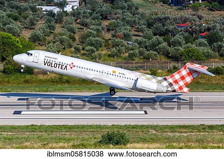 Stock Photo - A Boeing 717-200 of Volotea with registration number EI-FBJ at Skiathos Airport (JSI), Skiathos, Greece, Europe. Fotosearch