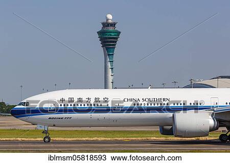 Stock Image - A Boeing 777-300ER aircraft of China Southern Airlines with registration mark B-20AC at Guangzhou (CAN) Airport, Guangzhou, China, Asia. Fotosearch