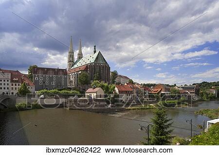 Ausblick von der Altstadtbrucke auf die Pfarrkirche St. Peter und Paul, links Waidhaus, Gorlitz, Oberlausitz, Sachsen, Deutschland, Europa View Large Photo Image Stock Image - Ausblick von der Altstadtbrucke auf die Pfarrkirche St. Peter und Paul, links Waidhaus, Gorlitz, Oberlausitz, Sachsen, Deutschland, Europa. Fotosearch