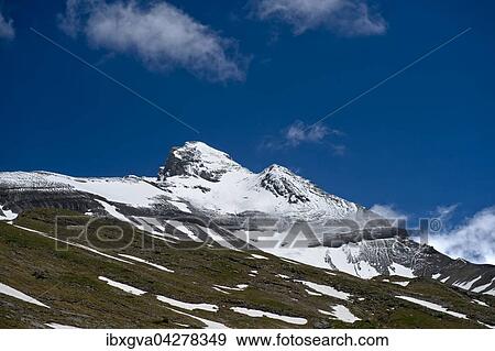 Blick vom Hochtal Valllon de Susanfe auf den schneebedeckten Gipfel Haute Cime der Dents du Midi, Champery, Wallis, Schweiz, Europa View Large Photo Image Stock Photo - Blick vom Hochtal Valllon de Susanfe auf den schneebedeckten Gipfel Haute Cime der Dents du Midi, Champery, Wallis, Schweiz, Europa. Fotosearch