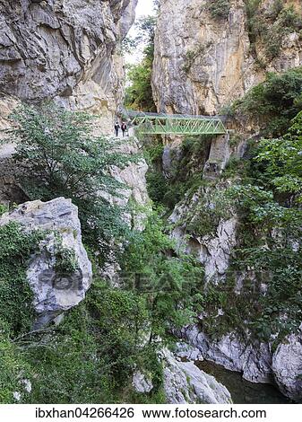 Brucke, Wanderweg durch die Cares Schlucht, Nationalpark Picos de la Europa, Cain, Castilla y Leon, Spanien, Europa View Large Photo Image Stock Photograph - Brucke, Wanderweg durch die Cares Schlucht, Nationalpark Picos de la Europa, Cain, Castilla y Leon, Spanien, Europa. Fotosearch