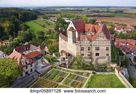 Cadolzburg, outdated also Kadolzburg, colloquially Sporch, or also Kalschburch, aerial view, market Cadolzburg, Middle Franconia, Franconia, Bavaria, Germany, Europe View Large Photo Image Stock Photograph - Cadolzburg, outdated also Kadolzburg, colloquially Sporch, or also Kalschburch, aerial view, market Cadolzburg, Middle Franconia, Franconia, Bavaria, Germany, Europe. Fotosearch