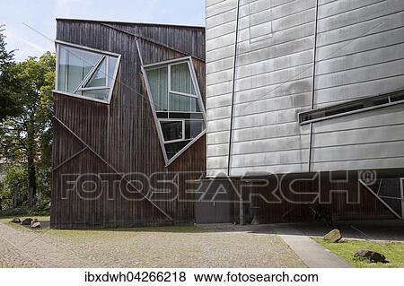 Felix-Nussbaum-Haus, Kulturgeschichtliches Museum, Altstadt, Osnabruck, Niedersachsen, Deutschlnad View Large Photo Image Stock Photo - Felix-Nussbaum-Haus, Kulturgeschichtliches Museum, Altstadt, Osnabruck, Niedersachsen, Deutschlnad. Fotosearch