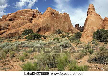 Felsformationen am Devils Garden Trailhead, Arches National Park, Utah, USA, Nordamerika View Large Photo Image Stock Photo - Felsformationen am Devils Garden Trailhead, Arches National Park, Utah, USA, Nordamerika. Fotosearch