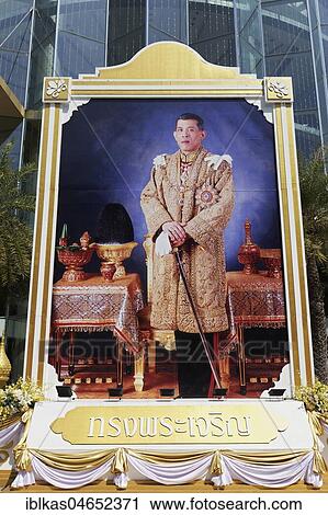 Heir to the throne Crown Prince Maha Vajiralongkorn, large poster in front of the Siam Paragon shopping mall, Pathum Wan, Bangkok, Thailand, Asia View Large Photo Image Stock Image - Heir to the throne Crown Prince Maha Vajiralongkorn, large poster in front of the Siam Paragon shopping mall, Pathum Wan, Bangkok, Thailand, Asia. Fotosearch