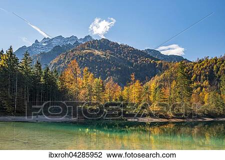 Stock Image - Herbststimmung am Kleinen Odsee, Totes Gebirge, Almtal, Oberosterreich, Osterreich, Europa. Fotosearch