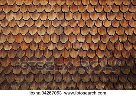 Stock Image - Holzschindeln an einem Bauernhaus, Hinterstein, Allgau, Bayern, Deutschland, Europa. Fotosearch