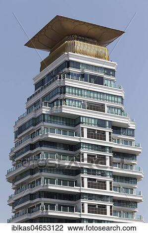 Stock Image - Le Raffine 39 Tower, Condominium with luxury condos, Khlong Tan Nuea, Watthana, Bangkok, Thailand, Asia. Fotosearch