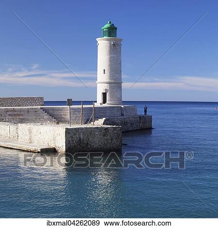 Leuchtturm im Hafen von Cassis, Provence, Provence-Alpes-Cote d'Azur, Sudfrankreich, Frankreich, Europa View Large Photo Image Stock Photo - Leuchtturm im Hafen von Cassis, Provence, Provence-Alpes-Cote d'Azur, Sudfrankreich, Frankreich, Europa. Fotosearch