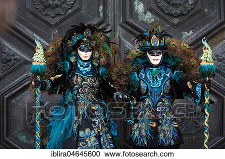 Stock Image - Pair in historical costumes, Carnival costume, Carnival in Venice, Italy, Europe. Fotosearch