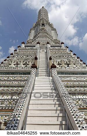 Stock Photography - Phra Prang, central temple tower, Wat Arun, dawn temple, Bangkok Yai, Bangkok, Thailand, Asia. Fotosearch