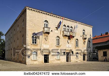 Stock Image - Rathaus, Trogir, Dalmatien, Kroatien, Europa. Fotosearch