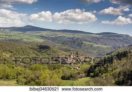 Stock Image - Saint Arcons village in the Gorges of Allier, Haute Loire departement, Auvergne, France, Europe. Fotosearch