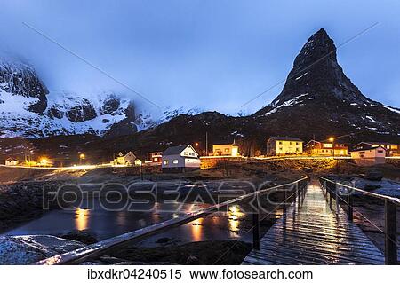 Steg mit Berg im Winter, Fischerdorf Reine, Reinefjord, Moskenesoya, Lofoten, Norwegen, Europa View Large Photo Image Stock Photography - Steg mit Berg im Winter, Fischerdorf Reine, Reinefjord, Moskenesoya, Lofoten, Norwegen, Europa. Fotosearch