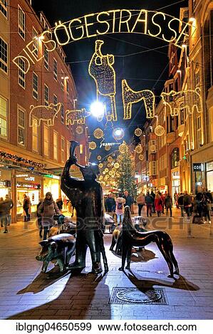 Sögestrasse in the city centre with Christmas lights, Bremen, Germany, Europe View Large Photo Image Stock Photo - Sögestrasse in the city centre with Christmas lights, Bremen, Germany, Europe. Fotosearch