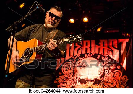 The American singer and songwriter Everlast live at the Schüür Lucerne, Switzerland, Europe View Large Photo Image Picture - The American singer and songwriter Everlast live at the Schüür Lucerne, Switzerland, Europe. Fotosearch
