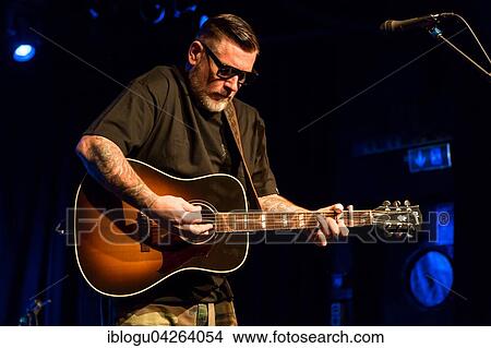 Picture - The American singer and songwriter Everlast live at the Schüür Lucerne, Switzerland, Europe. Fotosearch