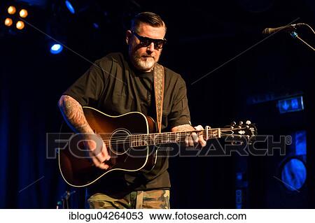 Stock Image - The American singer and songwriter Everlast live at the Schüür Lucerne, Switzerland, Europe. Fotosearch