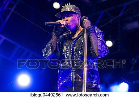 Stock Image - The British band Skunk Anansie with singer Deborah Anne Dyer alias Skin live at the 26th Heitere Open Air in Zofingen, Aargau, Switzerland, Europe. Fotosearch