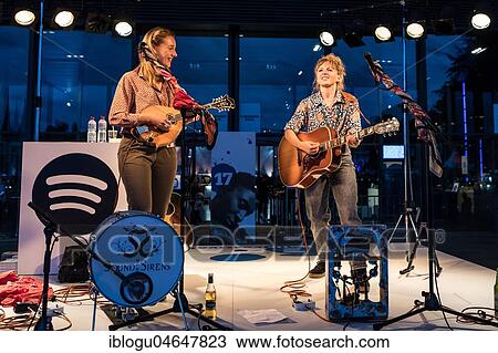 Stock Image - The British musician duo Sound of the Sirens with Abbe Martin and Hannah Wood live at the 25th Blue Balls Festival in Lucerne, Switzerland, Europe. Fotosearch