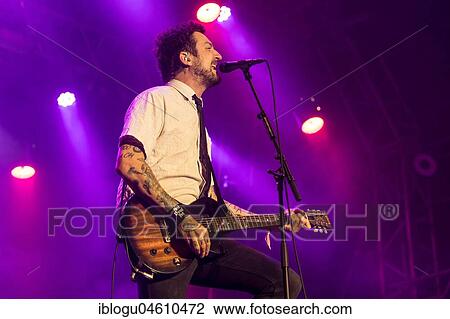 Stock Image - The British musician Frank Turner & The Sleeping Souls live at the 27th Heitere Open Air in Zofingen, Aargau, Switzerland, Europe. Fotosearch