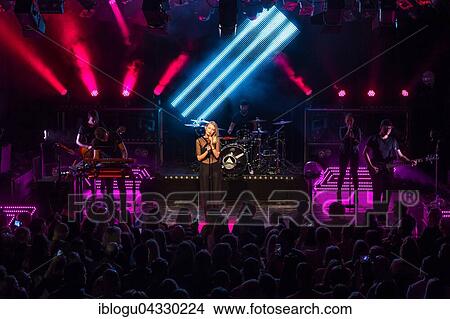 Picture - The German electro-pop and singer-songwriter band Glasperlenspiel with singer Carolin Niemczyk and keyboarder Daniel Grunenberg live at a single Swiss concert in the sold out Kofmehl in Solothurn, Switzerland, Europe. Fotosearch