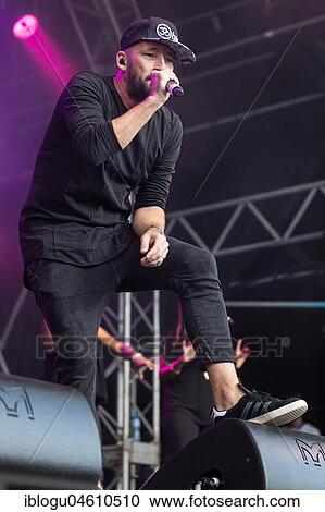 Stock Image - The German reggae musician Gentleman and the Jamaican reggae musician Ky-Mani Marley, son of Bob Marley live at the 27th Heitere Open Air in Zofingen, Aargau, Switzerland, Europe. Fotosearch