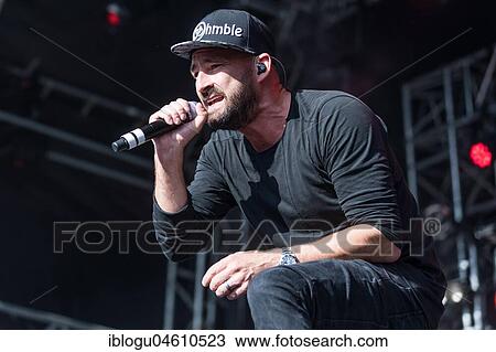 Stock Image - The German reggae musician Gentleman and the Jamaican reggae musician Ky-Mani Marley, son of Bob Marley live at the 27th Heitere Open Air in Zofingen, Aargau, Switzerland, Europe. Fotosearch