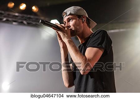 Picture - The Irish alternative rock band Walking on Cars live at the 25th Blue Balls Festival in Lucerne, Switzerland Patrick Sheehy, vocals Sorcha Durham, piano, backing vocals Dan Devane, guitar, background vocals Paul Flannery, bass, backgroundgesa. Fotosearch